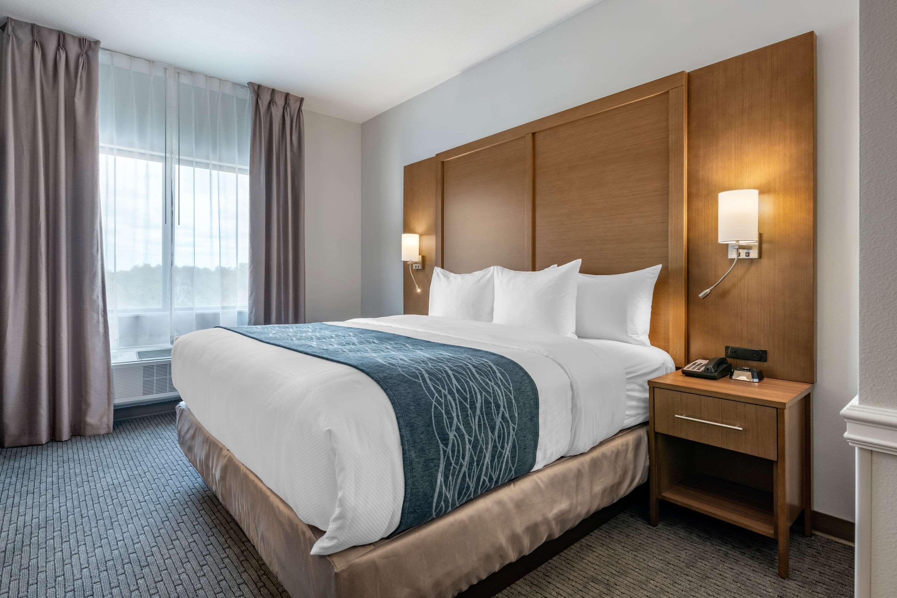 คอมฟอร์ต สวีท สจ็วต-ฮัตชินสัน ไอส์แลนด์ Hotel สจ๊วต ภายนอก รูปภาพ